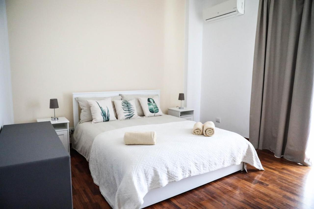 Aura Home Rent Of Rooms With Shared Kitchen Барі Екстер'єр фото
