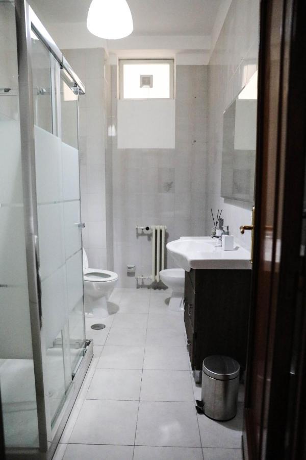 Aura Home Rent Of Rooms With Shared Kitchen Барі Екстер'єр фото