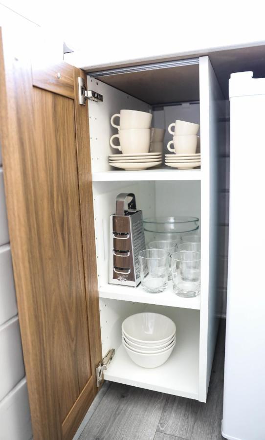 Aura Home Rent Of Rooms With Shared Kitchen Барі Екстер'єр фото