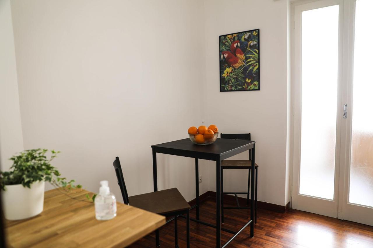 Aura Home Rent Of Rooms With Shared Kitchen Барі Екстер'єр фото
